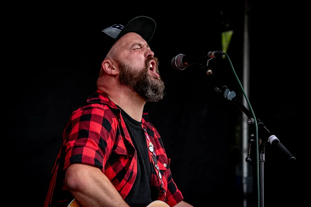 Dan Thomas Confronts Social Media Comparison on New Single “Is It Enough Yet”