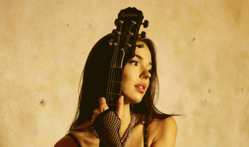 Ava Renn Debuts With ‘Lightning Child’: A Seductive, Unfiltered Burst of Sound and Soul